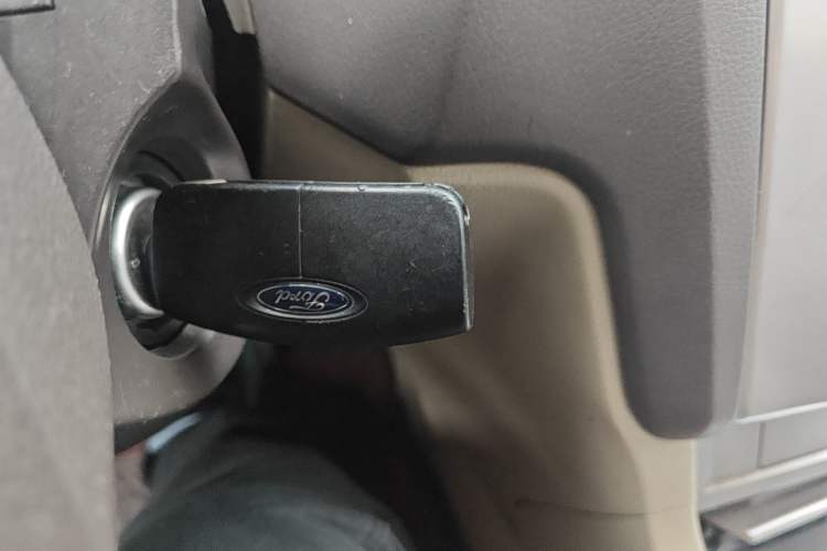 Used Ford Focus 2012 Hatchback Classic 1.8L Automatic Fashion Edition Vehicle Key