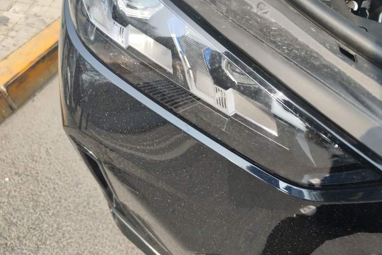 Used BMW X5 2023 xDrive 40Li M Sport Night Edition Package Right Front Headlight