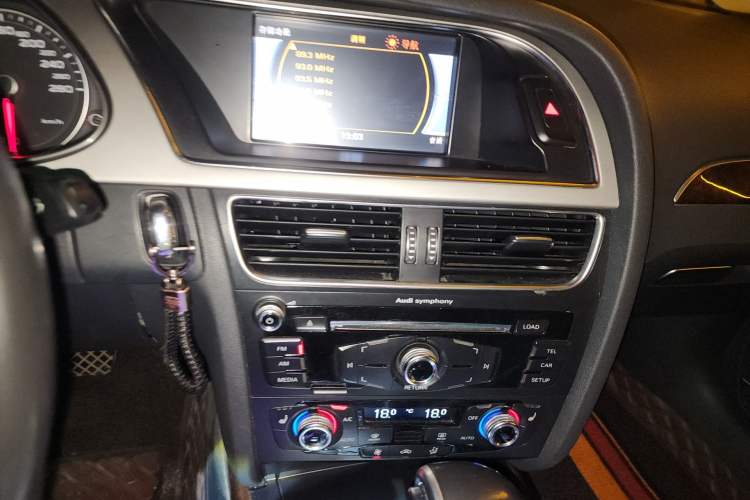 Used Audi A4L 2015 35 TFSI Automatic Comfort Model
