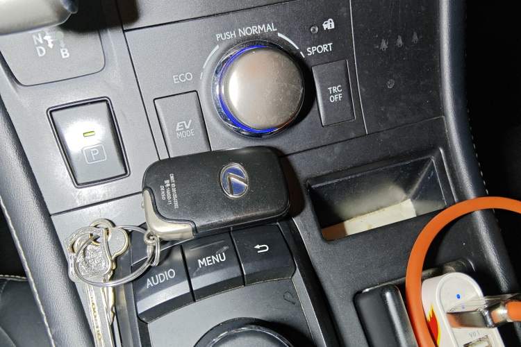 Used Lexus CT 2017 CT200h Comfort Edition Monochrome China V Standard Vehicle Key