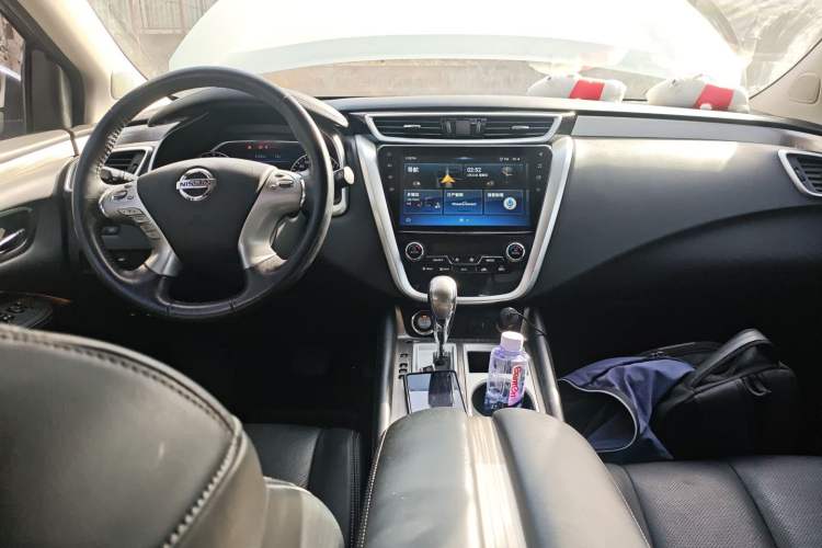 Used Nissan Murano 2019 2.5L XL Two-Wheel Drive Smart Connect Luxury Edition China VI Standard