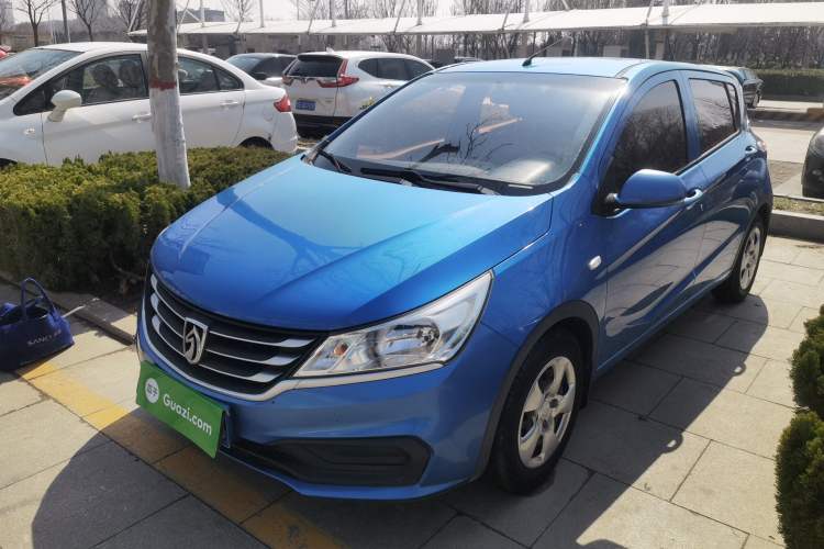 Used Baojun 310 2016 1.2L manual Comfort trim level