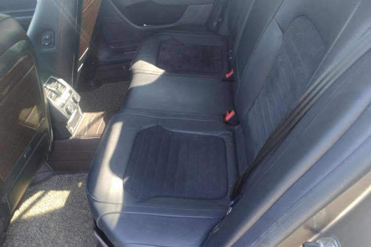 Used Volkswagen Magotan 2015 1.8TSI Prestige Model