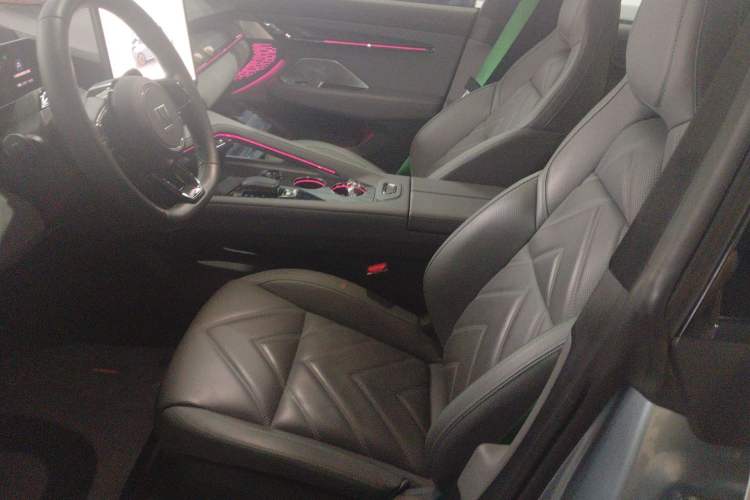 Used Zeekr 001 2023 WE Edition 100 kWh Left Front Seat