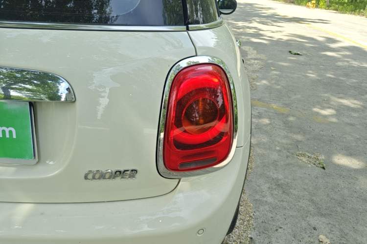 Used MINI 2016 1.5T COOPER Five-Door Edition