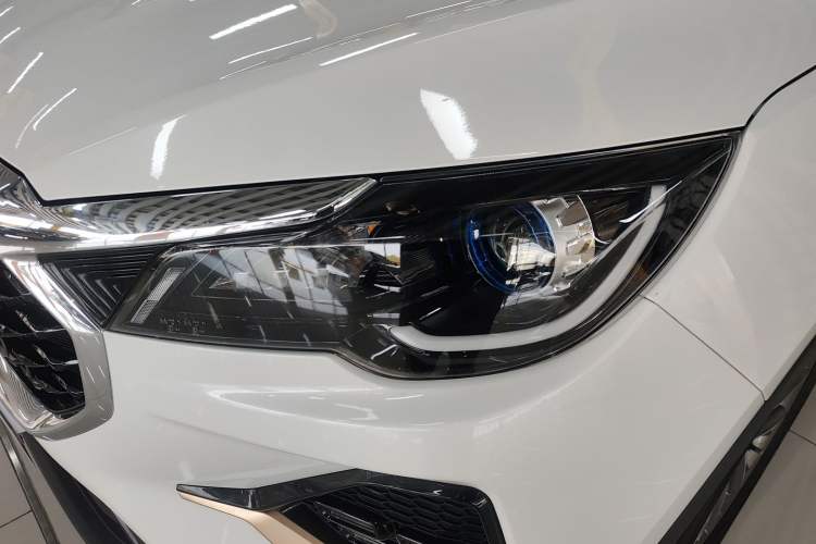 Used JETOUR X70 2024 1.5T DCT Glory PRO 5-Seater
