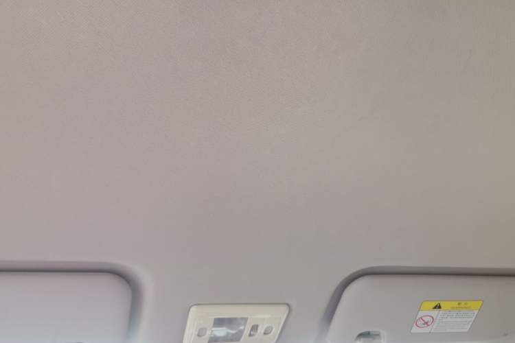 Used CHANGAN NEVO Lumin 2022 210km Sweet Edition
