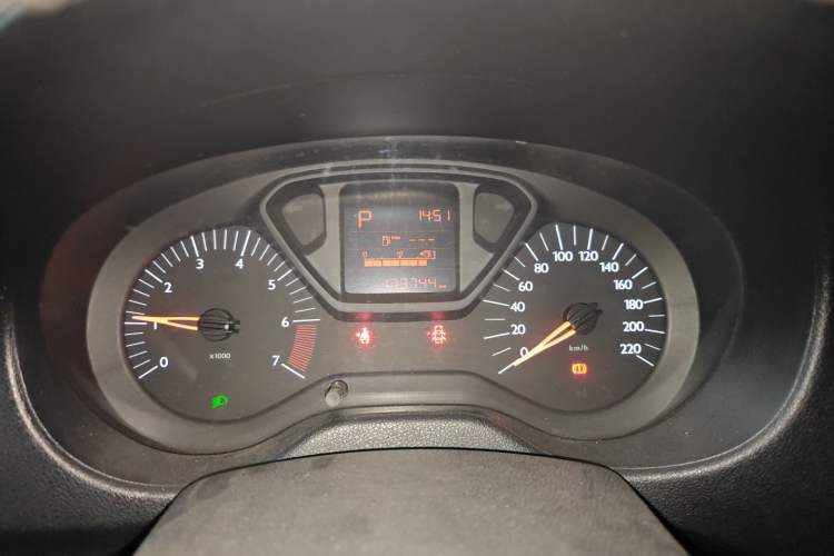 Used Citroen Elysee 2015 Qishang Edition 1.6L Automatic Fashion Model