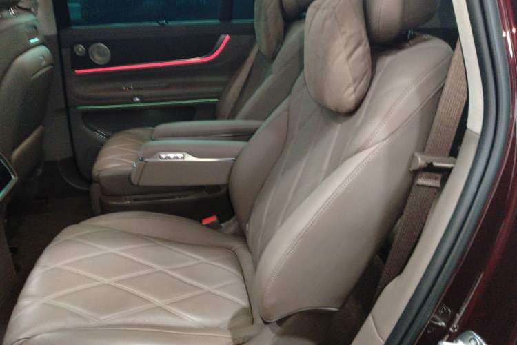 Used Hima AITO M9 2025 Extended-Range Ultra Version 52 kWh 6-Seater
