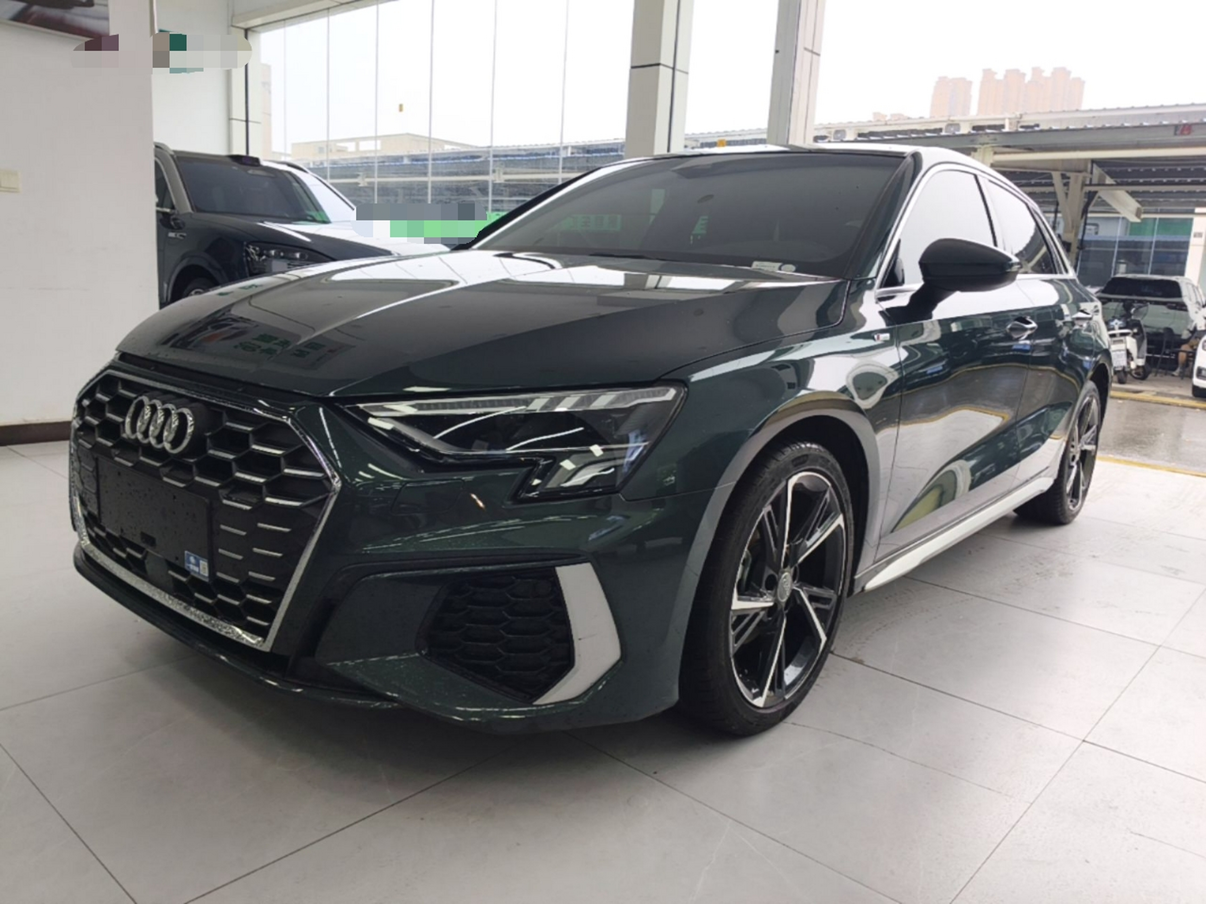 Sous le capot