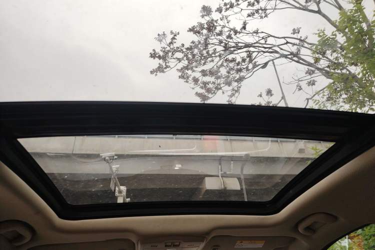 Used Buick Envision 2017 20T Two-Wheel Drive Elite Version Headliner