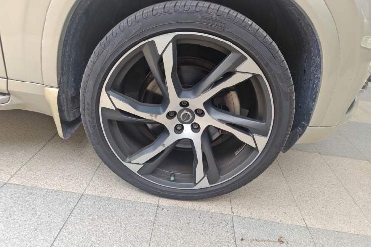 Used Volvo XC90 2015 T6 Zhiyi Edition 7-Seater
