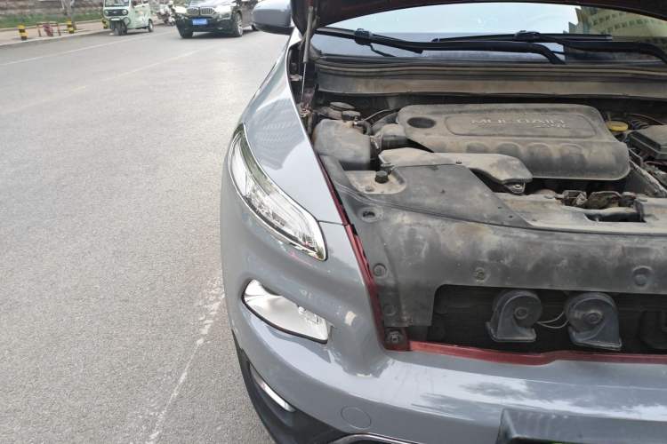 Used Jeep Cherokee 2016 2.4L Leading Edition
