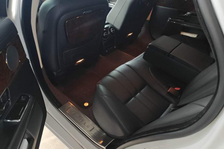 Used Jaguar XJ 2012 XJL 3.0 Panoramic Business Edition