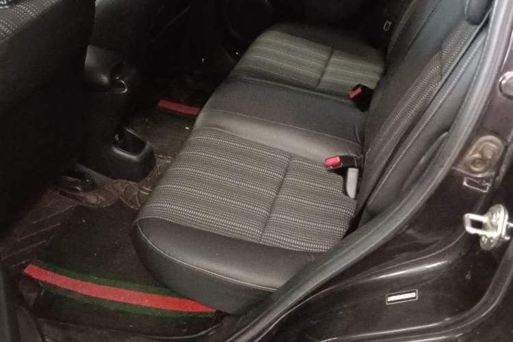 Used Honda Vezel 2016 1.8L CVT Front-Wheel Drive Pioneer Edition
