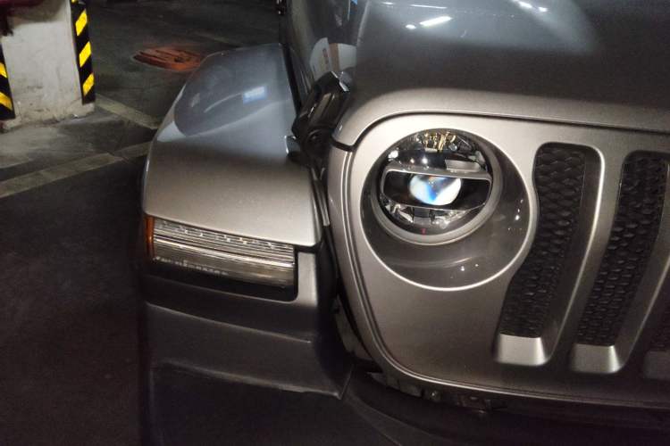 Used Jeep Wrangler 2018 2.0T Sahara Four-Door Edition
