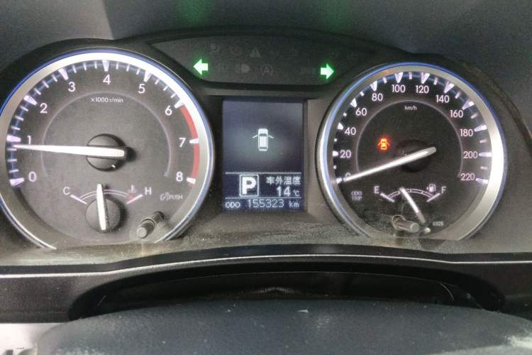 Used Toyota Highlander 2015 2.0T Four-Wheel Drive Luxury Edition 7-Seater Instrument Cluster