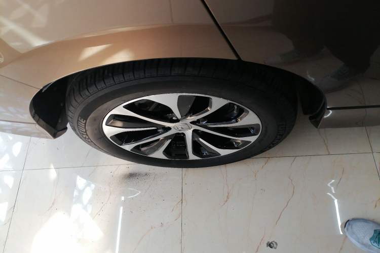 Used Honda Avancier 2017 240TURBO Two-Wheel Drive Luxury Edition Right Rear Wheel Hub