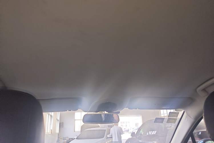 Used Zotye SR9 2017 2.0T Automatic Ultimate Road Edition
