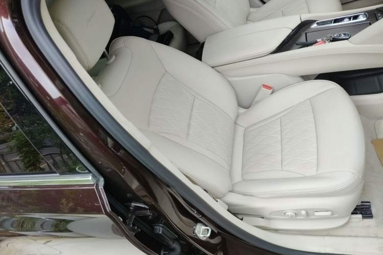 Used Buick Enclave 2020 28T All-Wheel Drive Avenir
