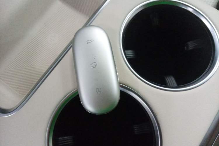 Used Li Auto L9 2025 Ultra Smart Refreshed Edition Interior 1