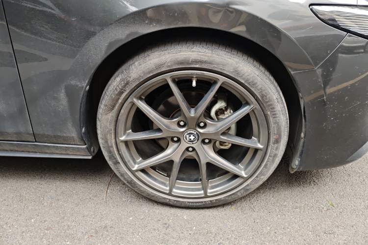 Used Mazda 3 Axela 2020 2.0L Automatic Zhiya Edition Right Front Wheel Hub