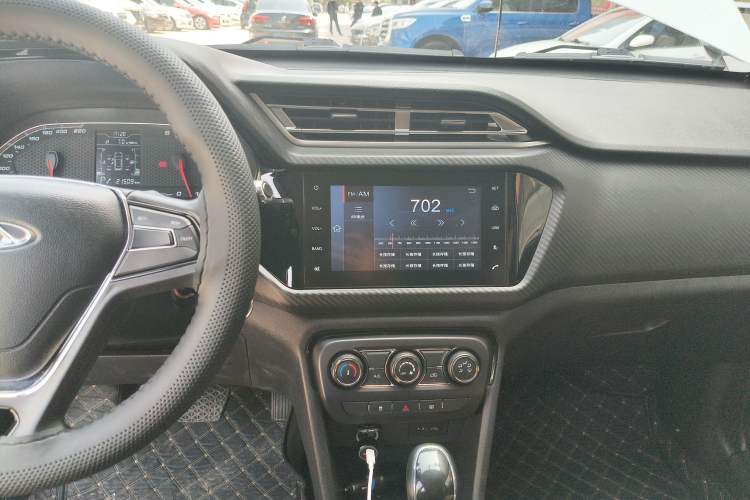 Used Chery Tiggo 3X 2018 1.5L Automatic Elite Edition Audio And AC Panel