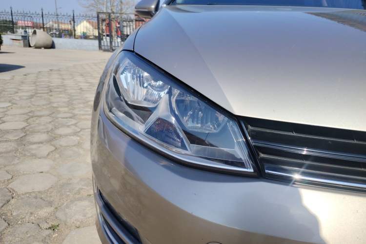 Used Volkswagen Golf 2016 1.6L Manual Fashion Edition