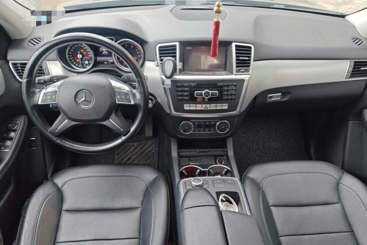 Used Mercedes-Benz M-Class 2014 ML 320 4MATIC