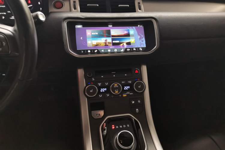 Used Land Rover Range Evoque 2018 240 PS SE Smart Brilliance Edition