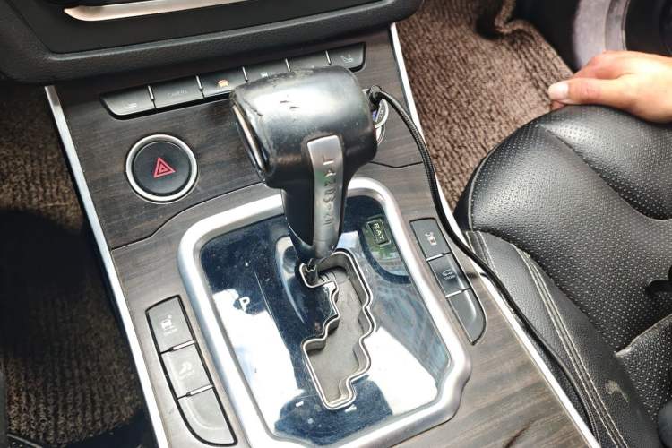 Used Land X7 2016 2.0T Panoramic Prestige Edition