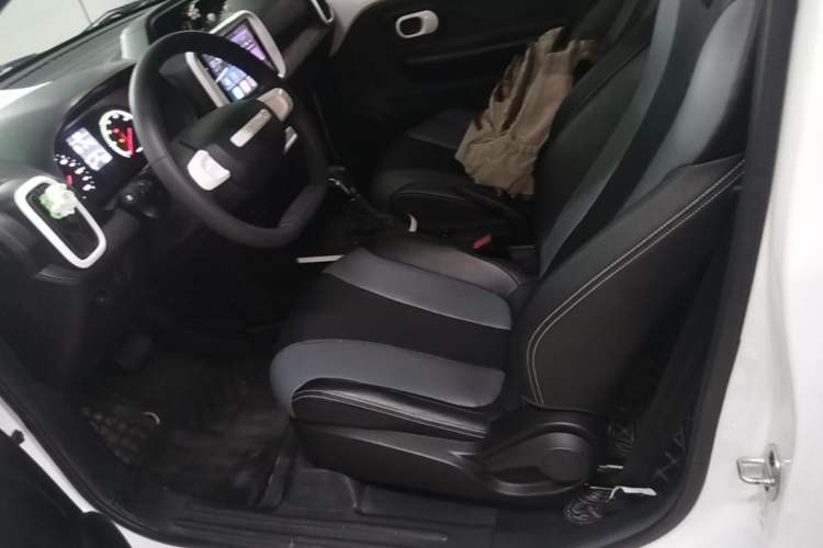 Used Roewe Clever 2022 311km QiQi BoBo Edition
