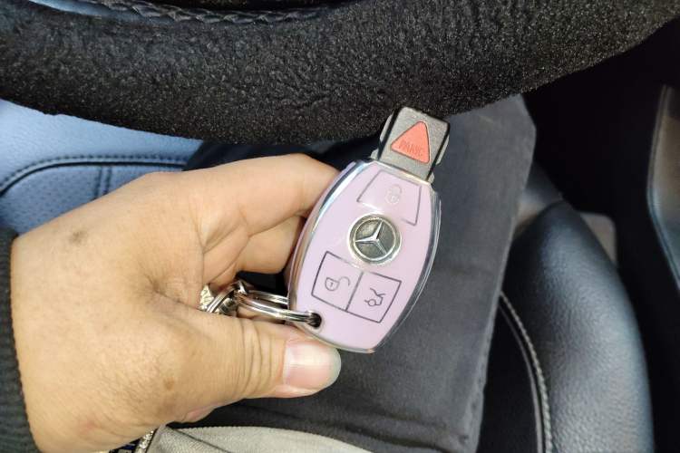 Used Mercedes-Benz GL-Class  Vehicle Key
