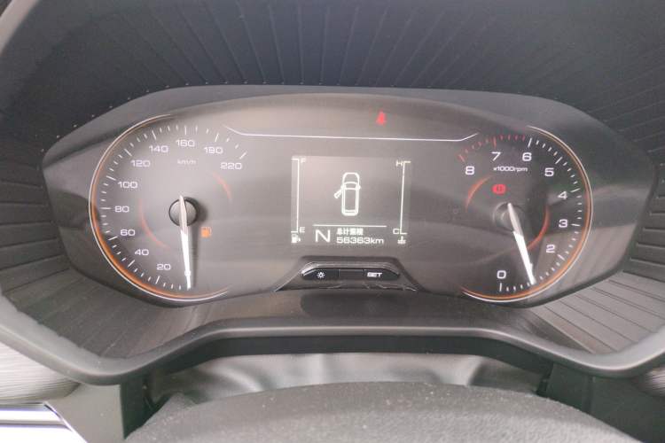 Used Wuling Jiachen 2022 1.5T Manual Comfort & Dynamic Version
