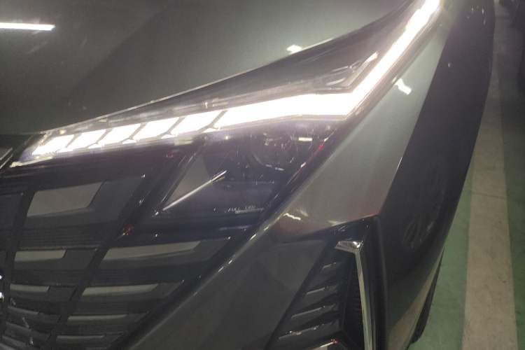 Used Changan UNI-Z 2025 1.5T Premium Edition