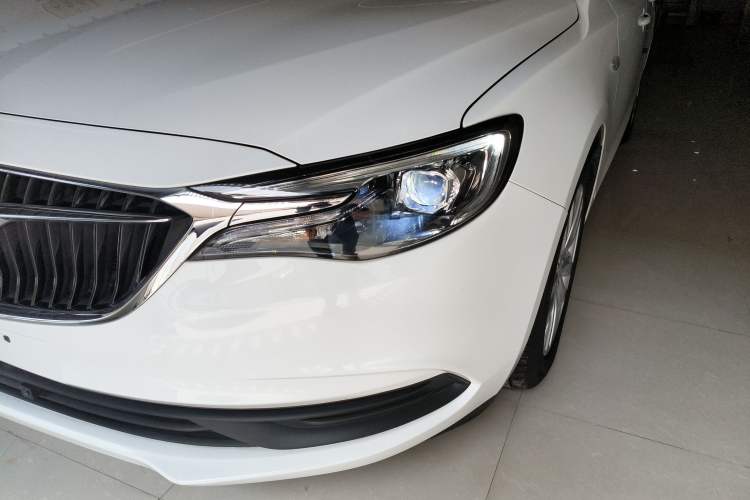 Used Buick GT 2021 Revised Version Flagship 1.5L Automatic Elite Edition Left Front Headlight
