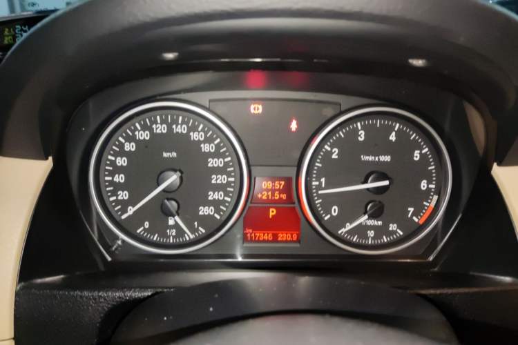 Used BMW X1 2012 sDrive18i Luxury Model