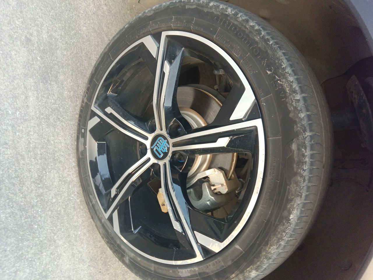 BYD Tang New Energy 2021 DM-i 112KM Prestige Model - Executive — снимка 8