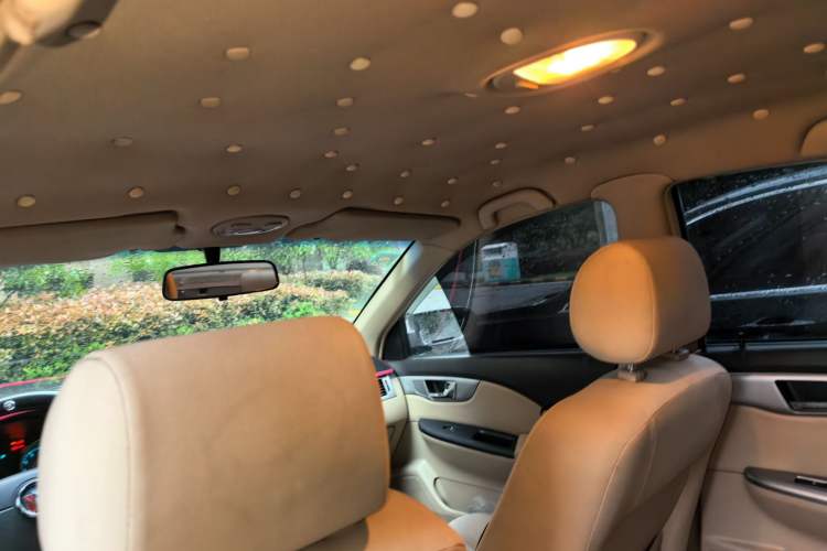 Used Buick Excelle 2011 1.6LX-AT Headliner