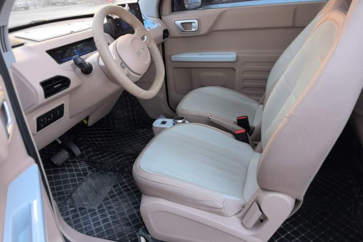 Used Geely Galaxy Panda 2023 Panda Mini 200km Endurance Bear