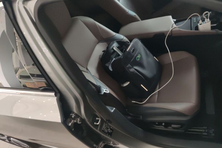 Used Lexus ES 2022 200 Excellence Edition
