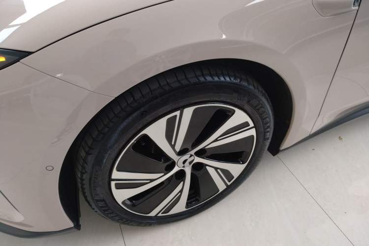 Used Nio ET5 2024 75 kWh
