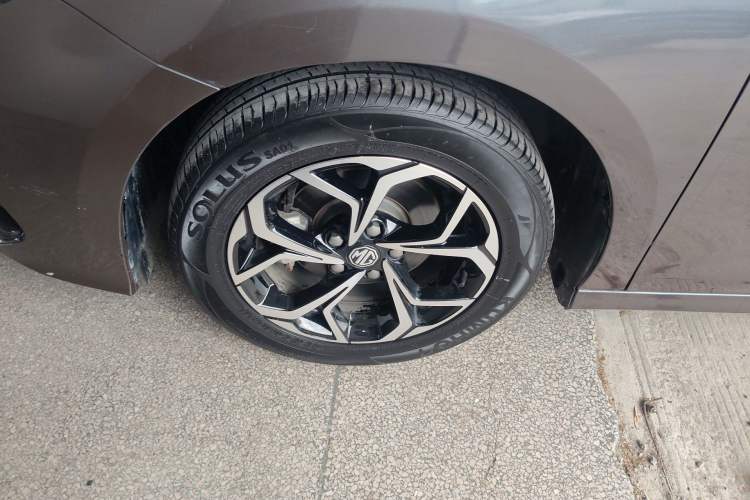 Used MG 5 2022 180 DVVT CVT Youth Style Edition Left Front Wheel Hub