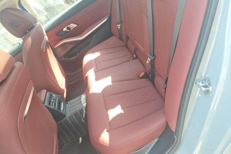 Used BMW i3 2025 eDrive 35 L Left Rear Seat