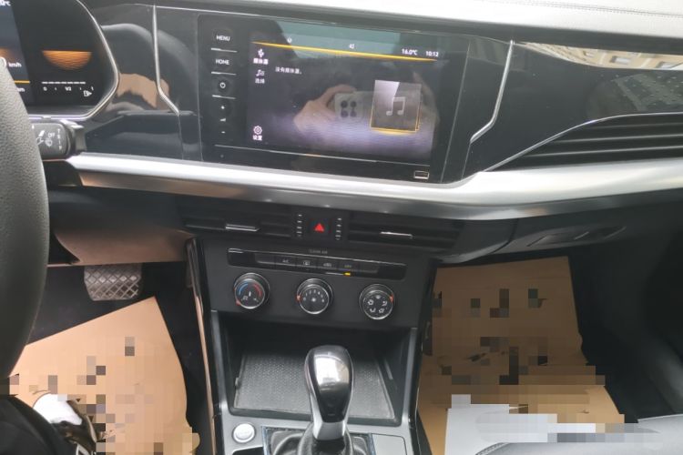 Used Volkswagen Passat 2022 280TSI Business Edition Audio And AC Panel