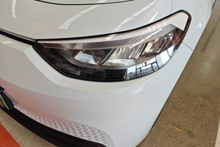 Used Volkswagen ID.3 2023 Upgraded Model Pure Intelligent Enjoyment Version Left Front Headlight