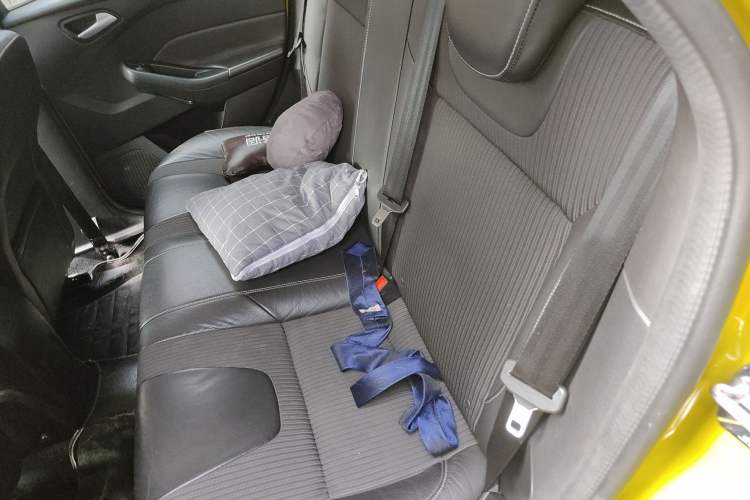 Used Ford Focus 2012 Hatchback 1.6L Manual Fashion Edition
