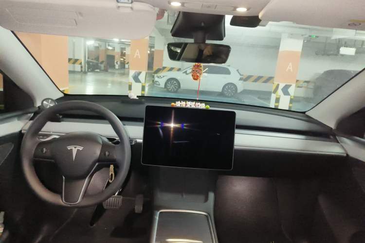 Used Tesla Model Y 2023 Rear-Wheel-Drive Version