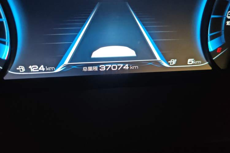 Used BYD Song New Energy 2019 Song DM 1.5TID Smart Connect Premium Model Odometer Close Up