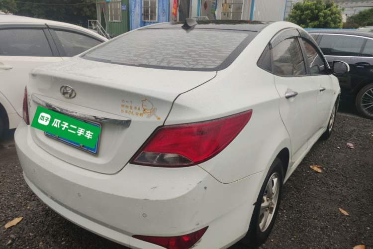 Used Hyundai Verna (older generation) 2016 1.4L Automatic Leading-Edge GLX

